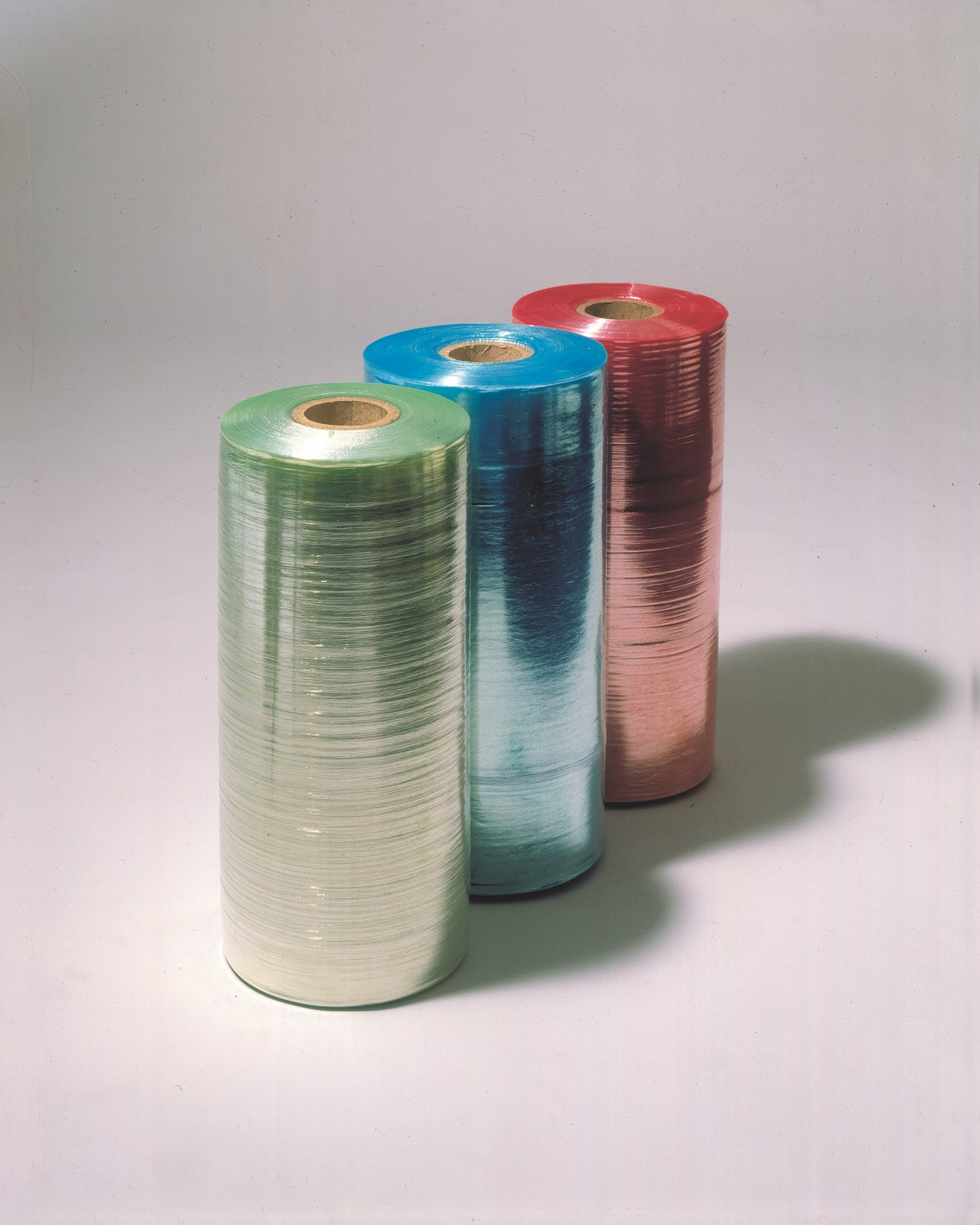 Colored machine stretch film for pallet wrapping