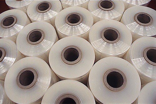 Machine stretch film for pallet wrapping